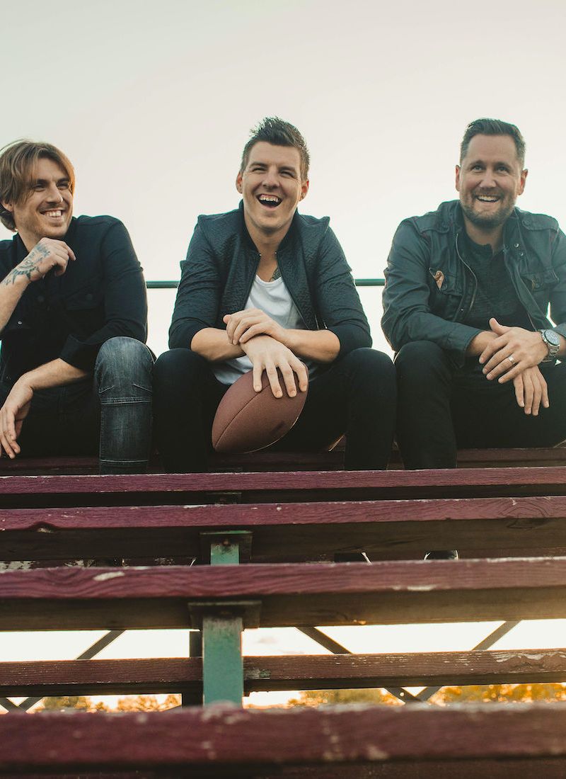 PREMIERE: Canadian Country Trio Petric Share New Video ‘Kids’